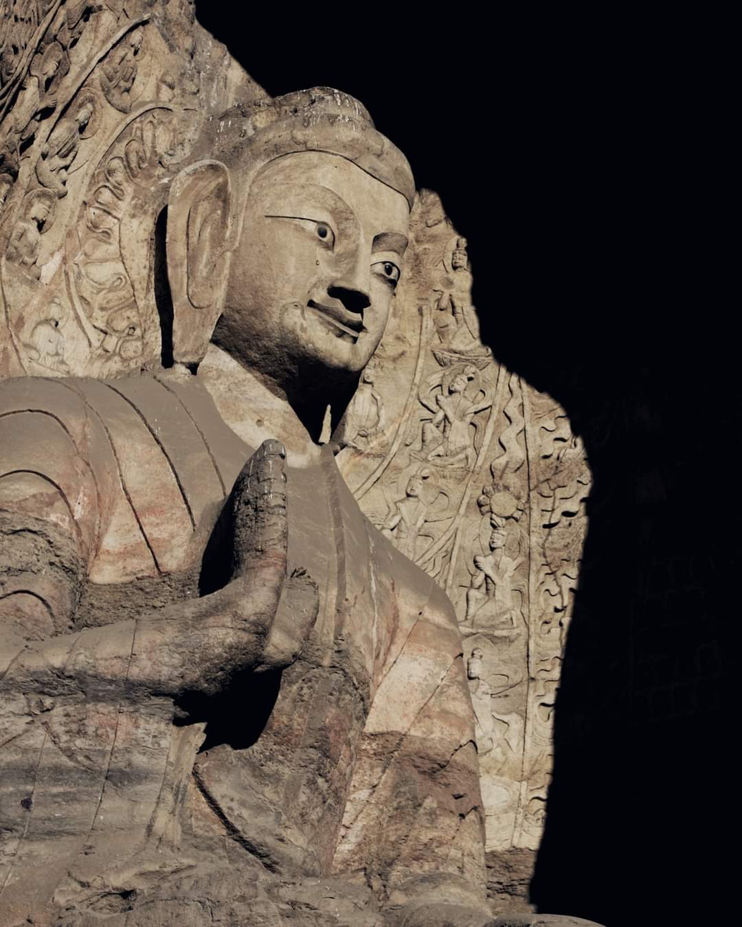 ចម្លាក់ព្រះពុទ្ធដ៏ធំអាយុ១៥០០ឆ្នាំ